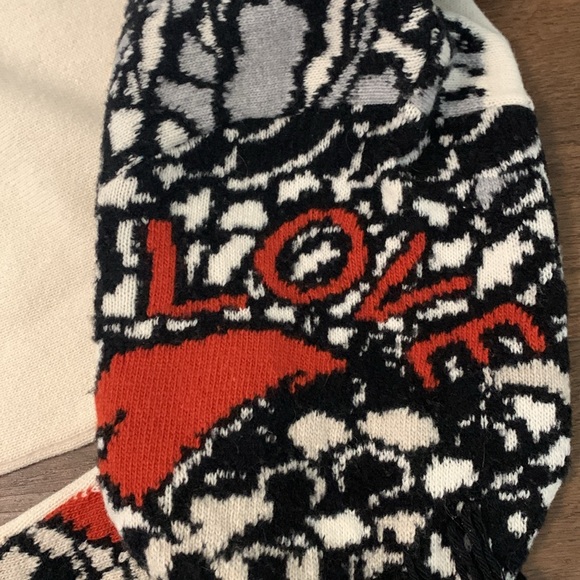 SOLD - Picture 3 of 9